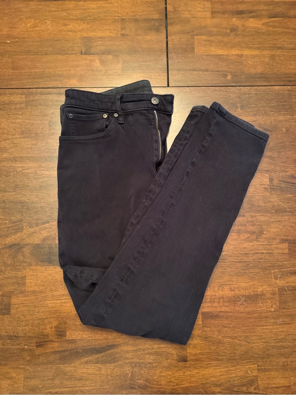 Uniqlo Slim Straight Jeans Black
